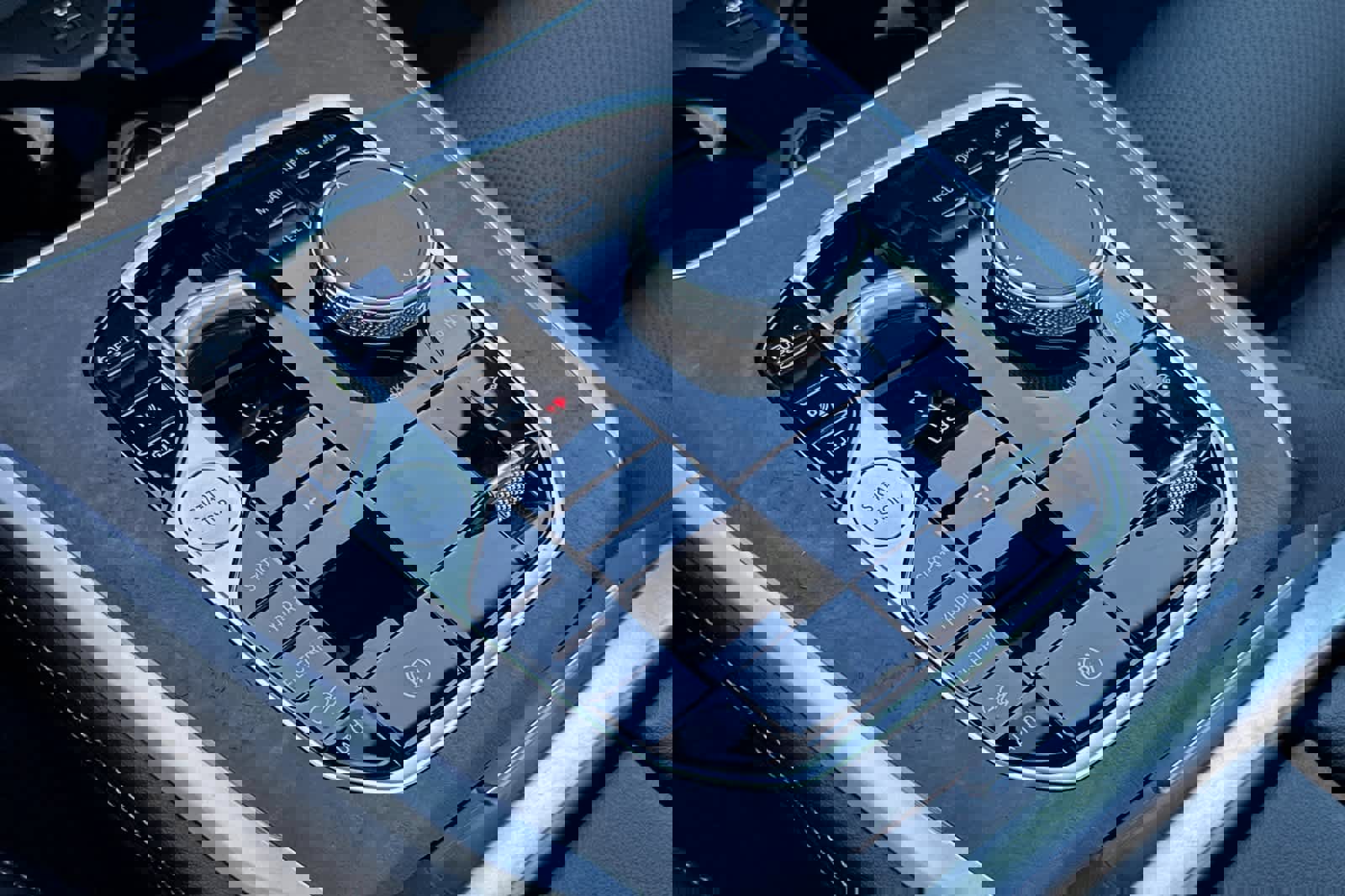 Used 2025 BMW X5 xDrive50e w/ Premium Package image 25