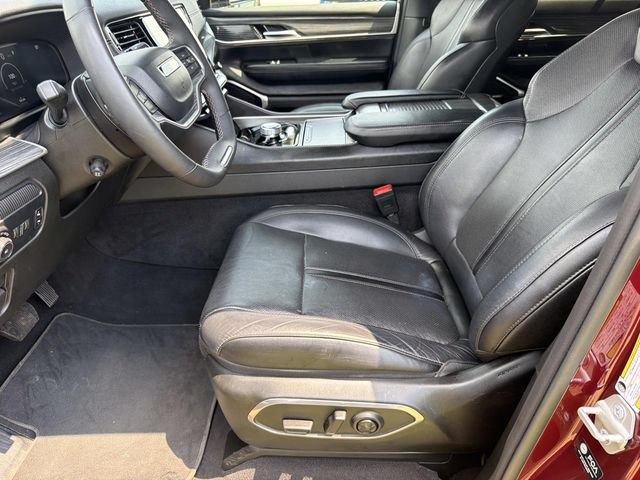 Used 2024 Jeep Wagoneer Series II w/ Flexible Seating Group RWD image 14