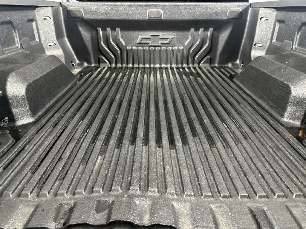 Certified 2024 Chevrolet Silverado 1500 LT AWD/4WD image 27