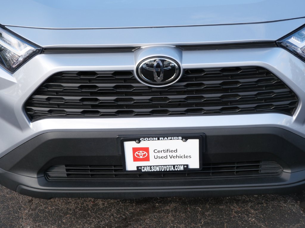 Certified 2025 Toyota RAV4 LE AWD/4WD image 9