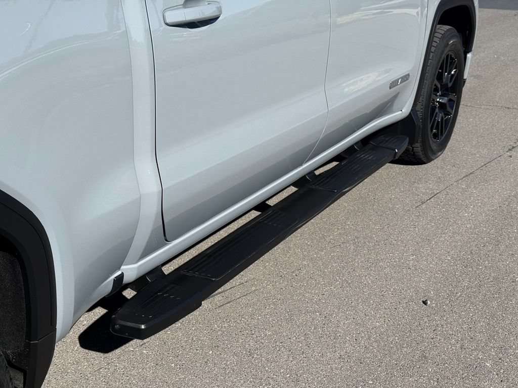 Used 2024 GMC Sierra 1500 Elevation w/ Preferred Package AWD/4WD image 15
