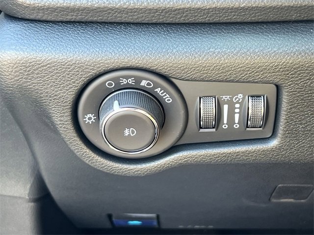 New 2026 Chrysler Pacifica Select image 27