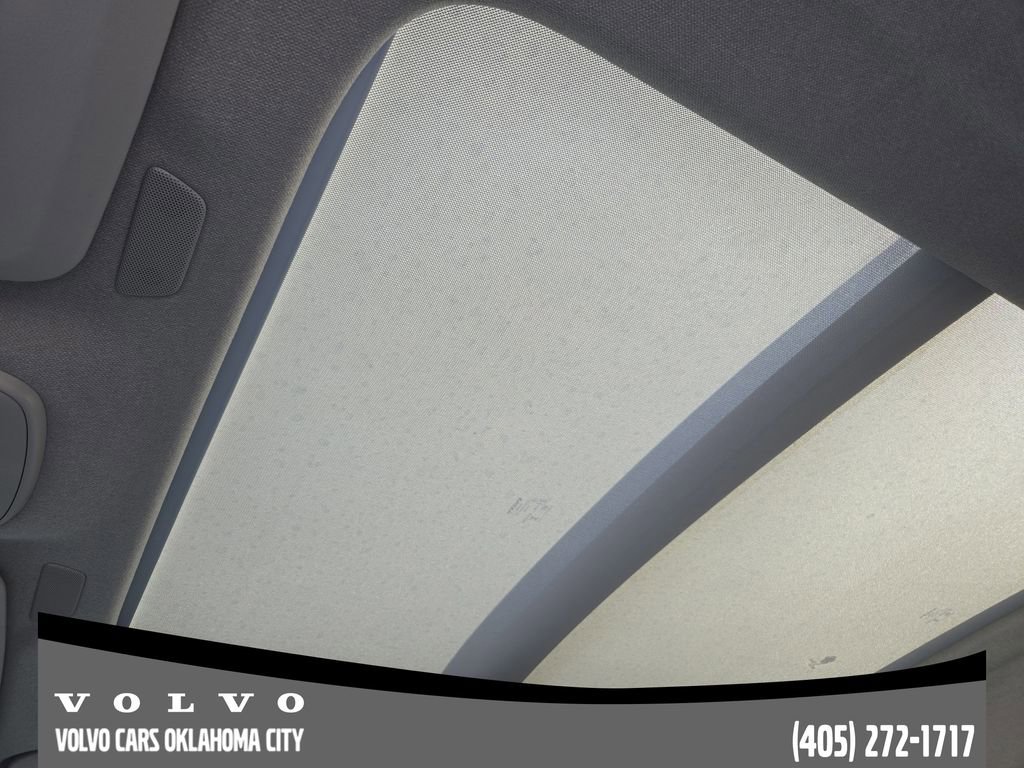 Certified 2026 Volvo XC40 B5 Plus w/ Climate Package image 24