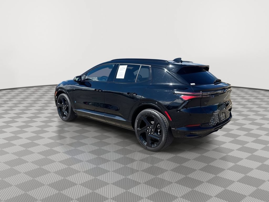 Certified 2024 Chevrolet Equinox EV RS FWD image 8
