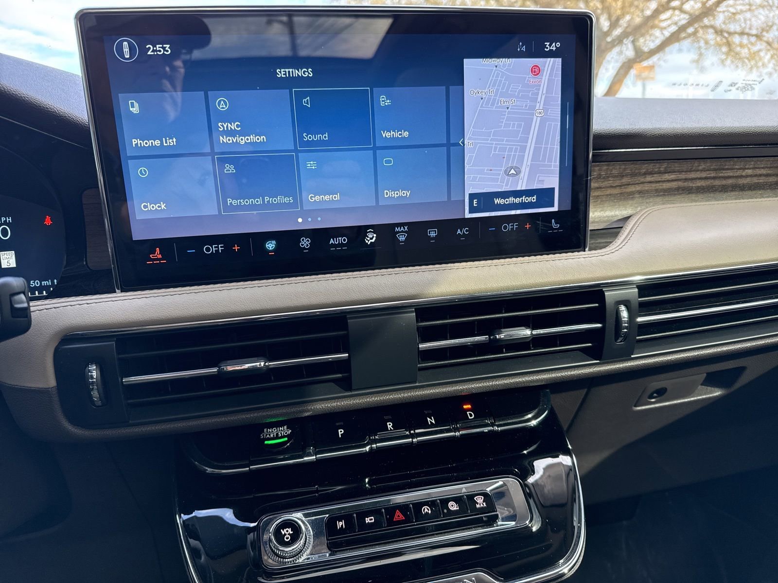 Used 2023 Lincoln Corsair Reserve w/ Equipment Group 201A image 15