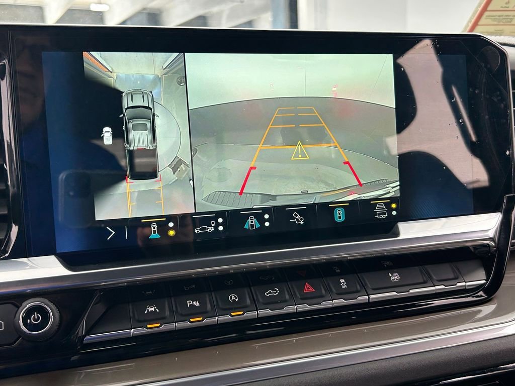 Used 2022 Chevrolet Silverado 1500 High Country image 22