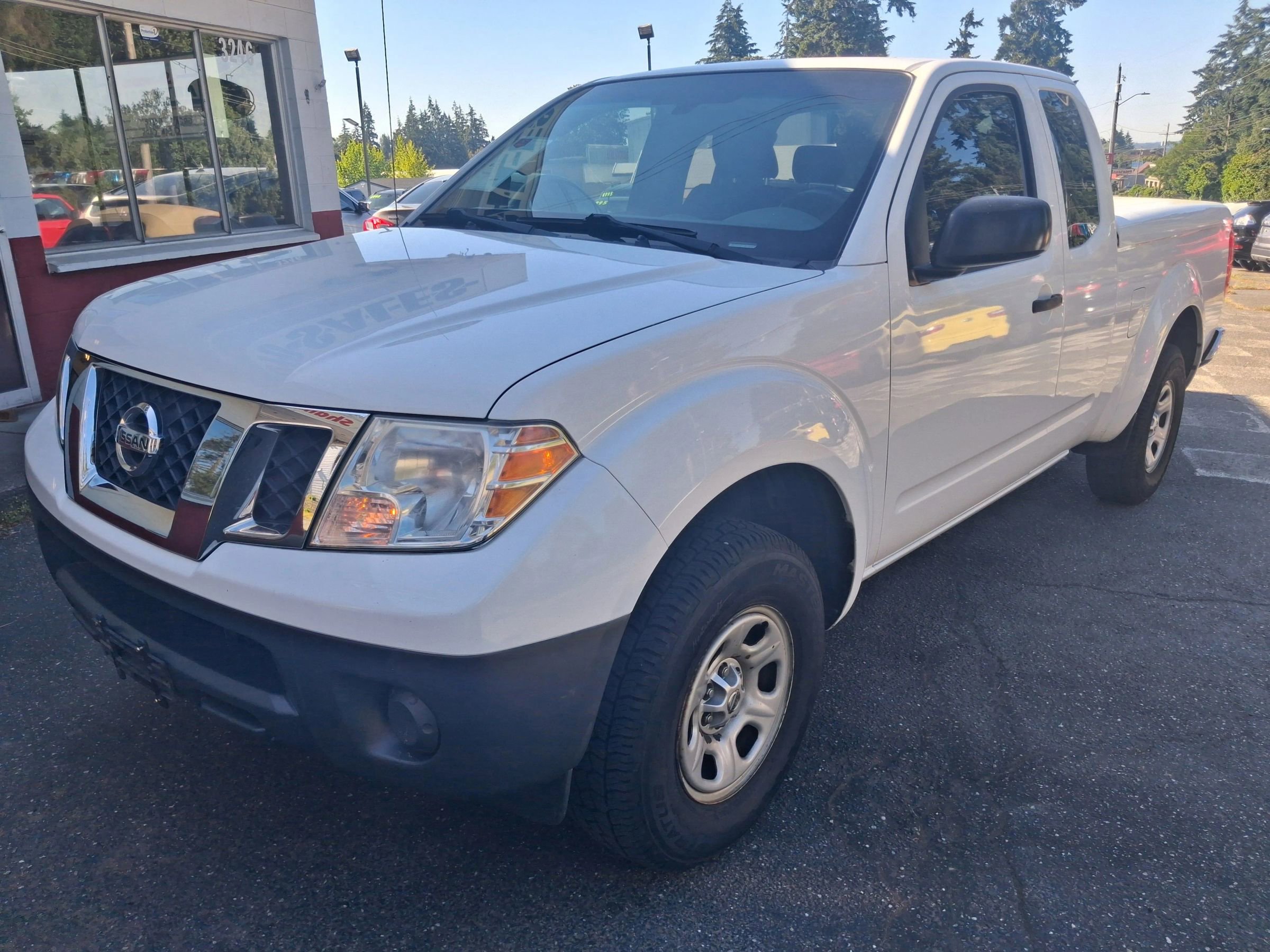 Used 2012 Nissan Frontier S w/ S Preferred Pkg RWD image 1