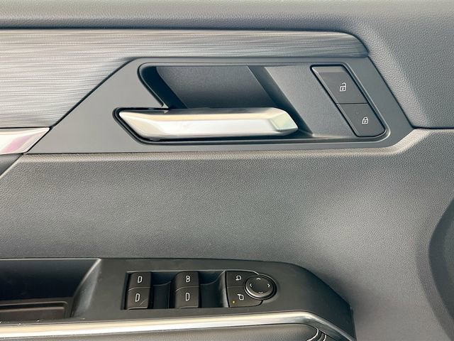 New 2026 GMC Acadia Elevation image 13