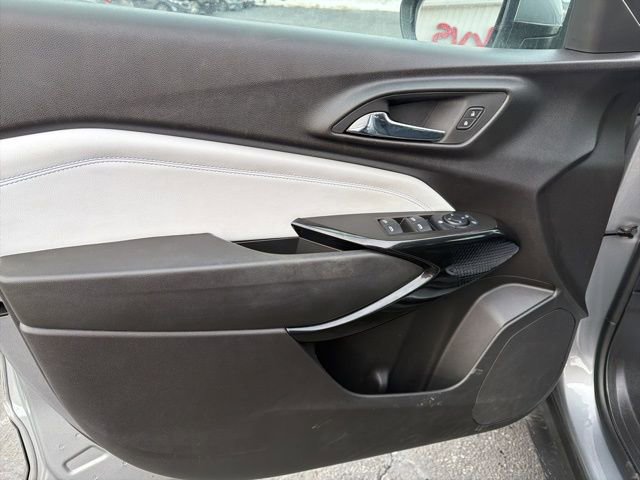 Used 2024 Chevrolet Trax LT image 9
