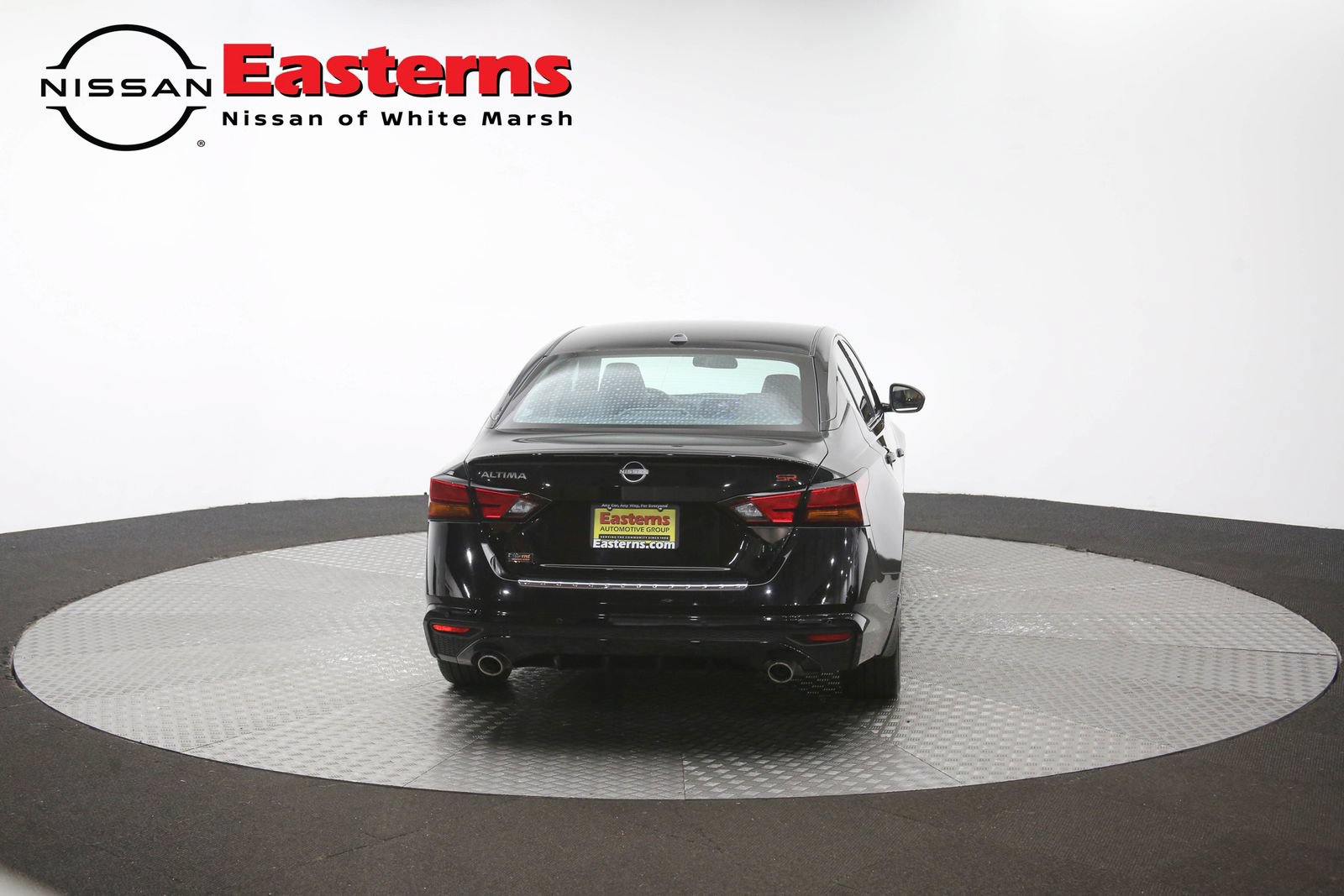 Used 2023 Nissan Altima 2.5 SR FWD image 36