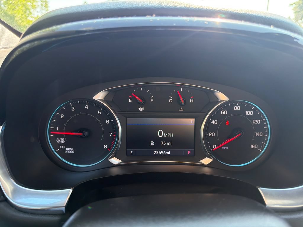 Used 2023 Chevrolet Traverse LT FWD image 15