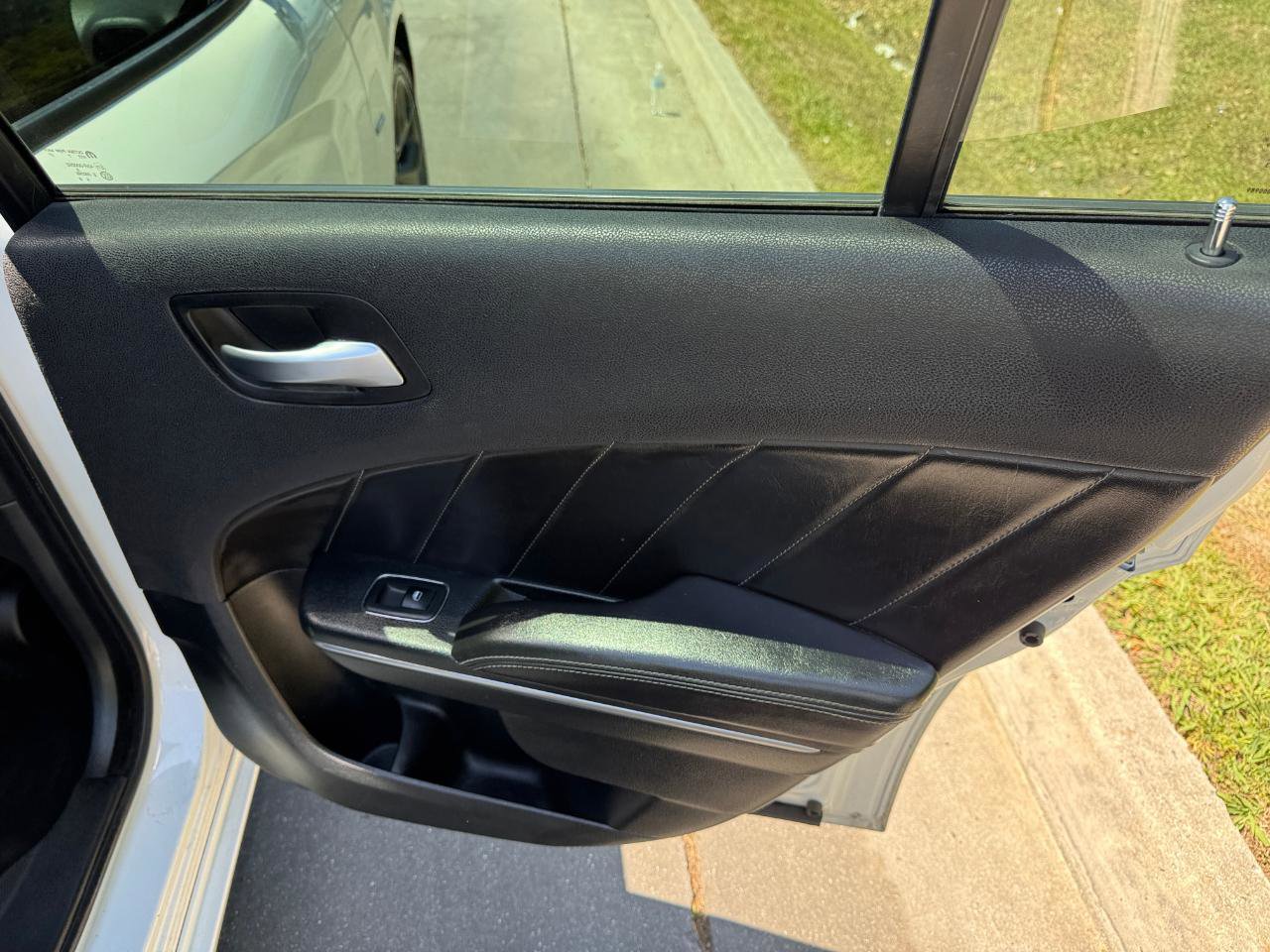 Used 2018 Dodge Charger R/T w/ Plus Group image 18