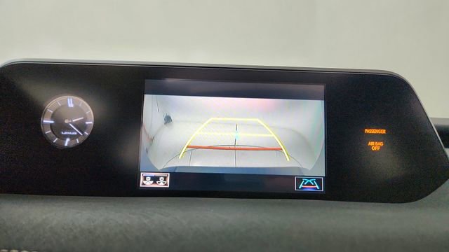 Used 2019 Lexus UX 200 FWD image 44