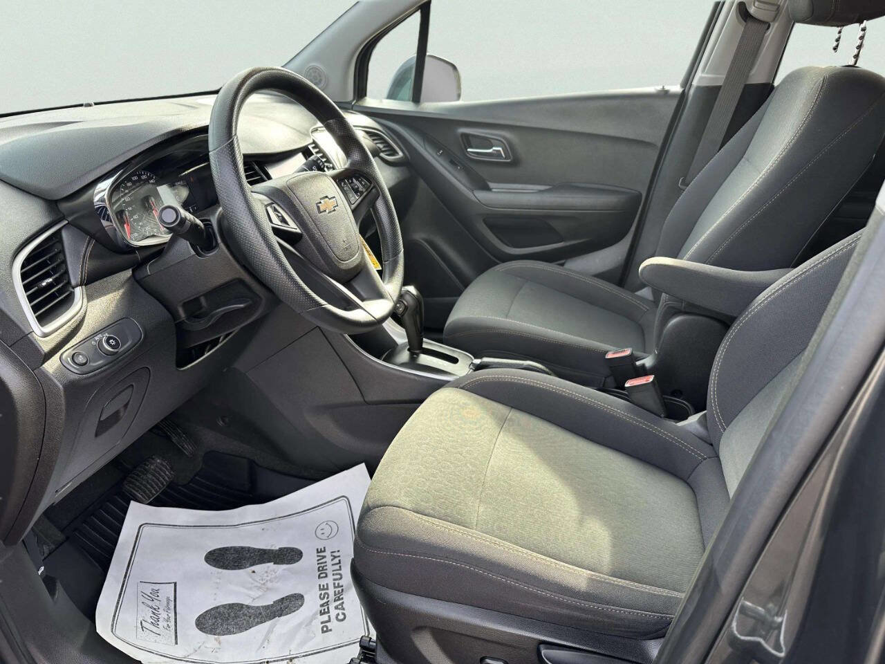 Used 2020 Chevrolet Trax LS w/ Tint and Cruise Package image 9