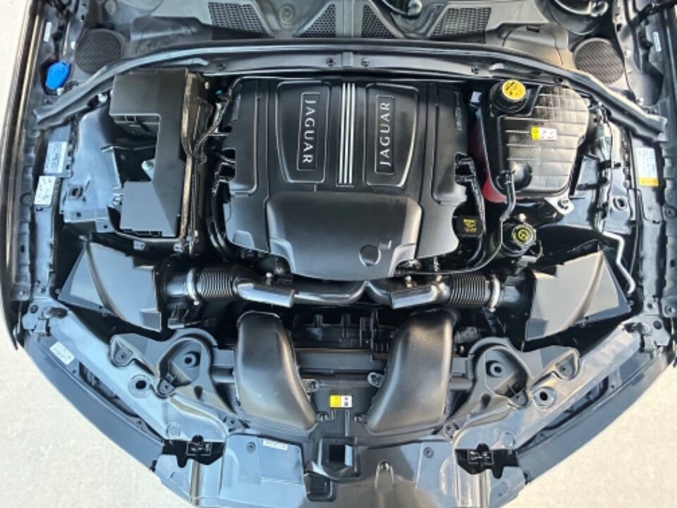 Used 2013 Jaguar XF 3.0 RWD image 26