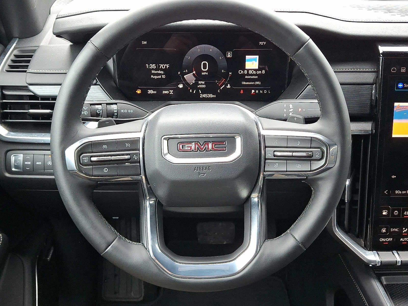 Used 2025 GMC Acadia Elevation AWD/4WD image 19