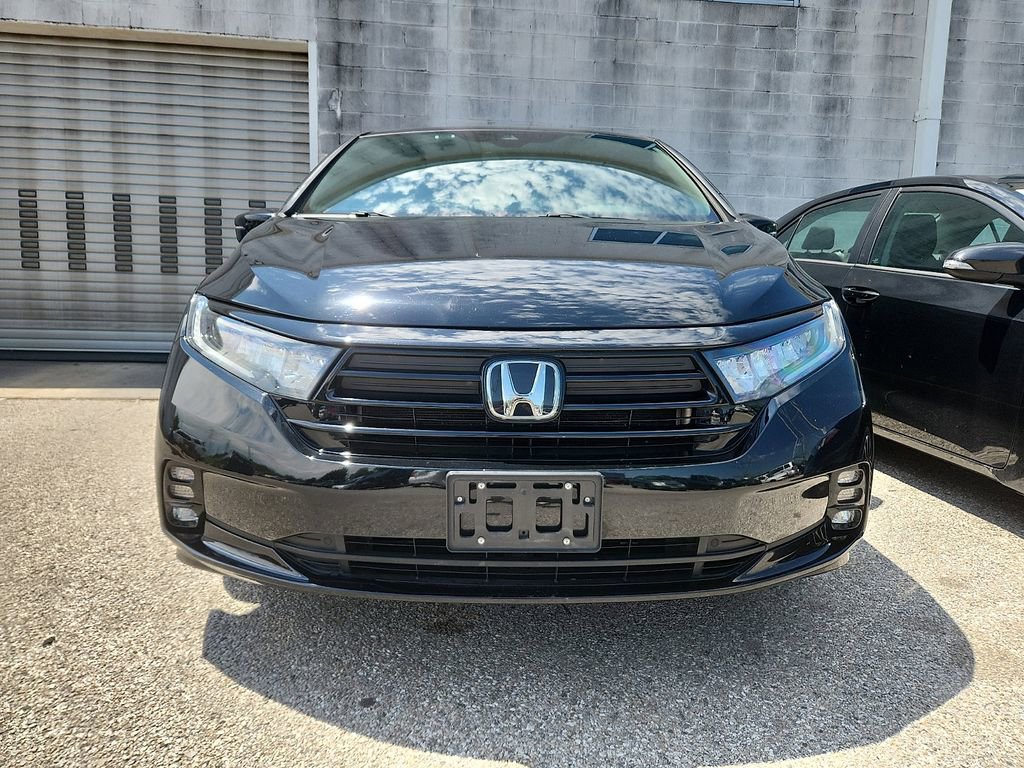 Used 2024 Honda Odyssey Sport image 2