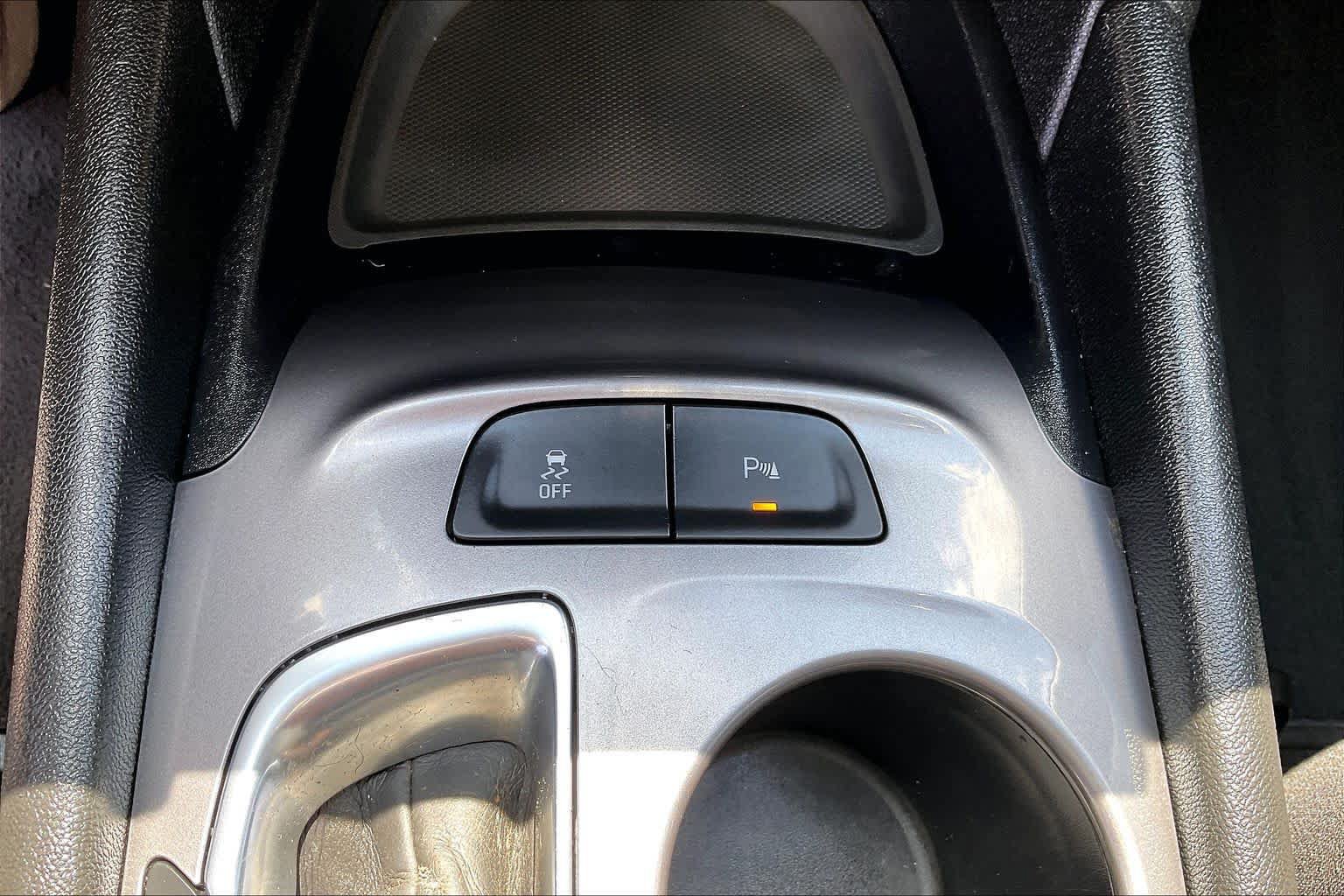 Used 2024 Chevrolet Malibu LS FWD image 33
