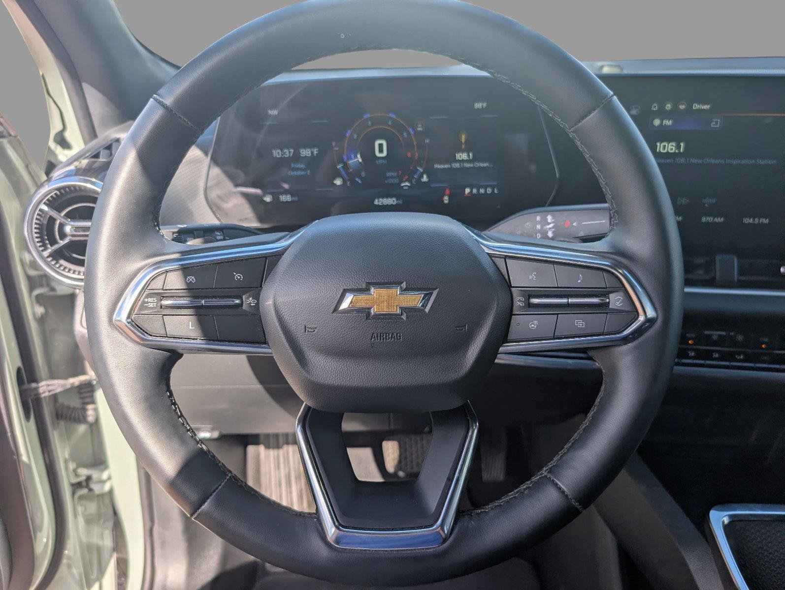 Used 2025 Chevrolet Equinox LT w/ Convenience Package II FWD image 22