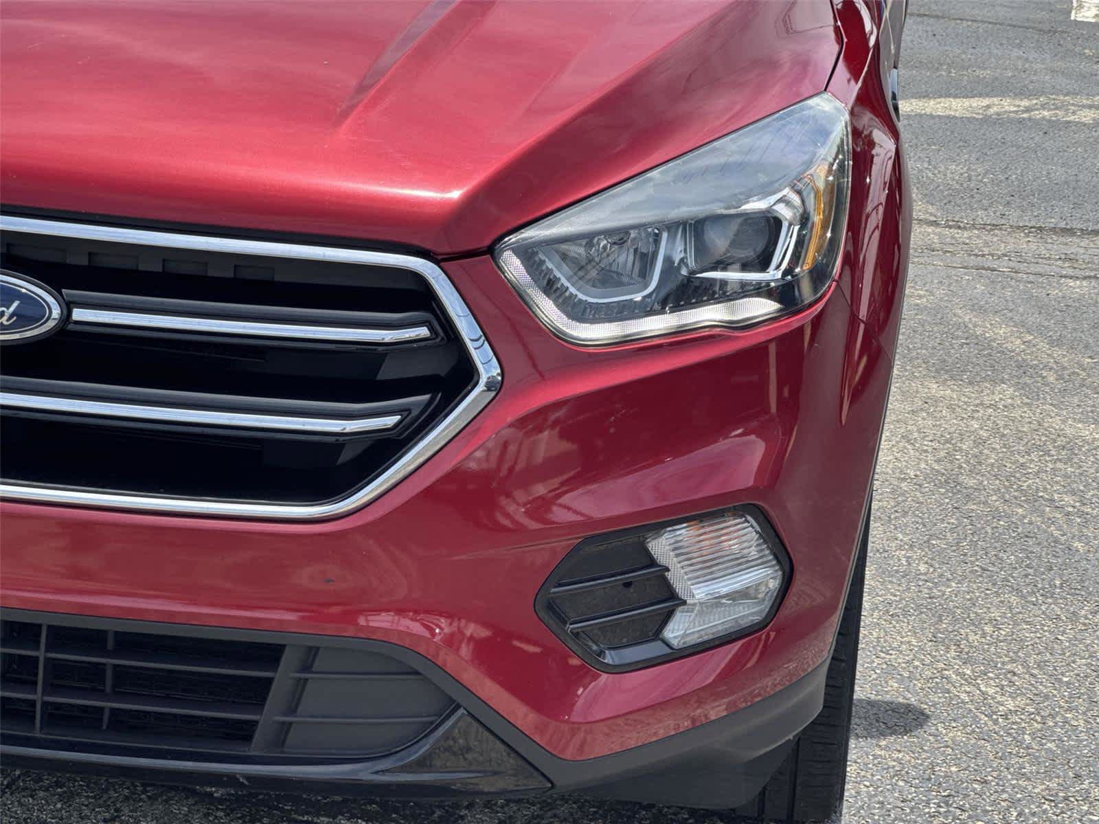 Used 2019 Ford Escape SE AWD/4WD image 9