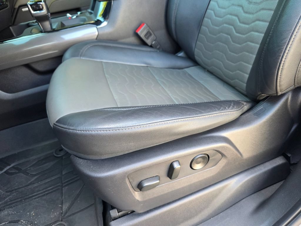 Certified 2024 Chevrolet Silverado 1500 ZR2 AWD/4WD image 12