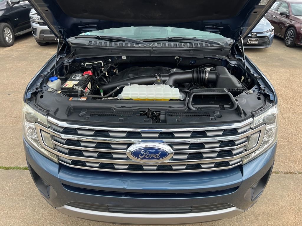 Used 2018 Ford Expedition XLT w/ Equipment Group 202A image 18