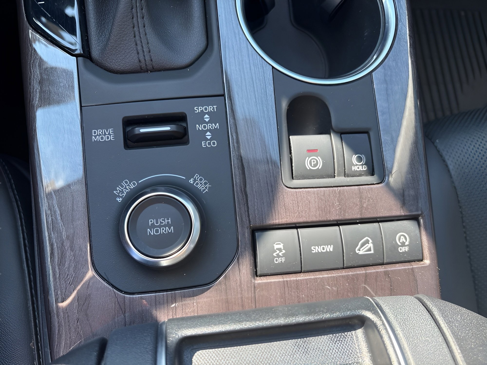 Used 2020 Toyota Highlander Limited AWD/4WD image 21