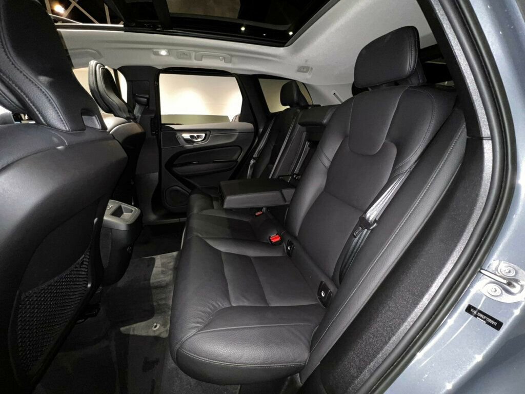 Used 2023 Volvo XC60 B5 Plus w/ Climate Package image 19