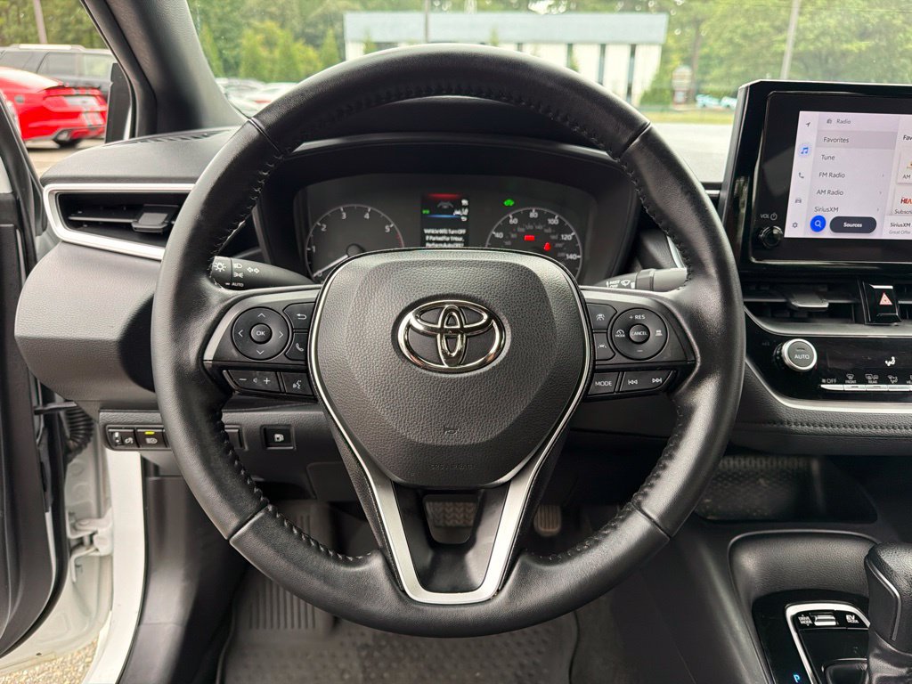 Used 2025 Toyota Corolla SE AWD/4WD image 14
