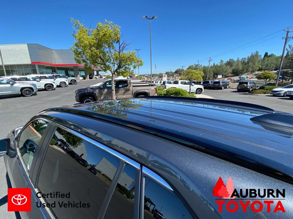 Certified 2025 Toyota RAV4 LE AWD/4WD image 10