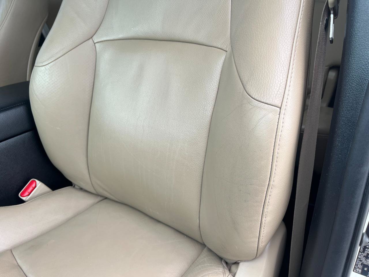 Used 2013 Toyota 4Runner Limited AWD/4WD image 33