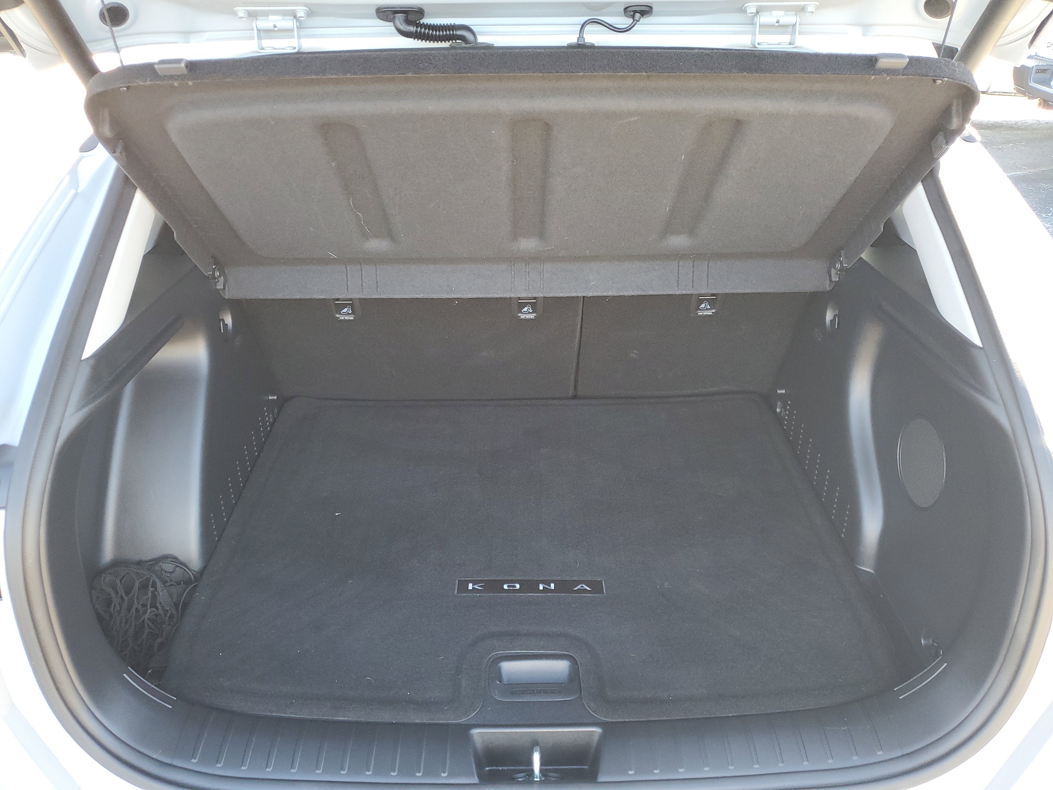 Used 2024 Hyundai Kona Limited image 7