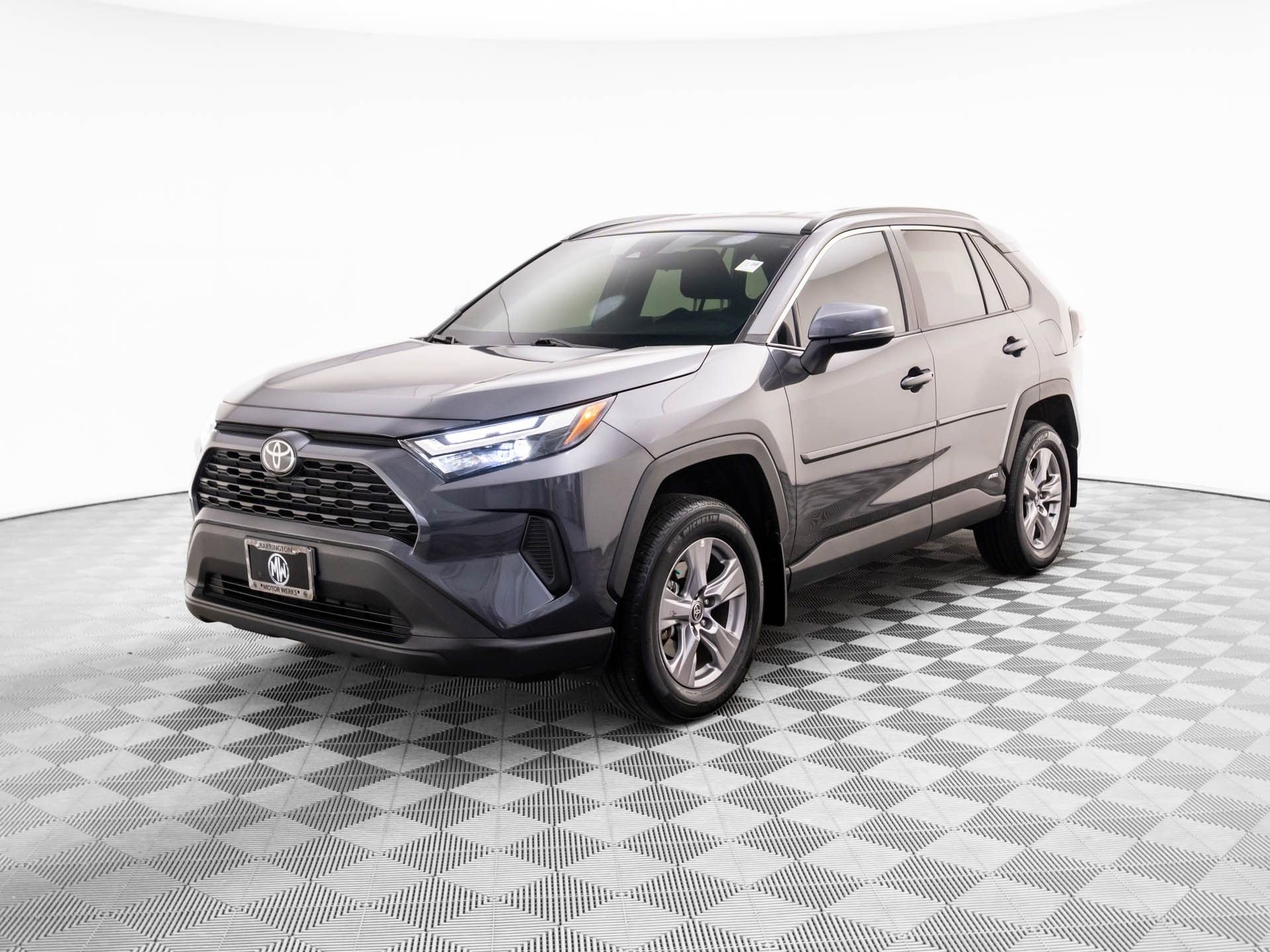 Used 2025 Toyota RAV4 LE video 3