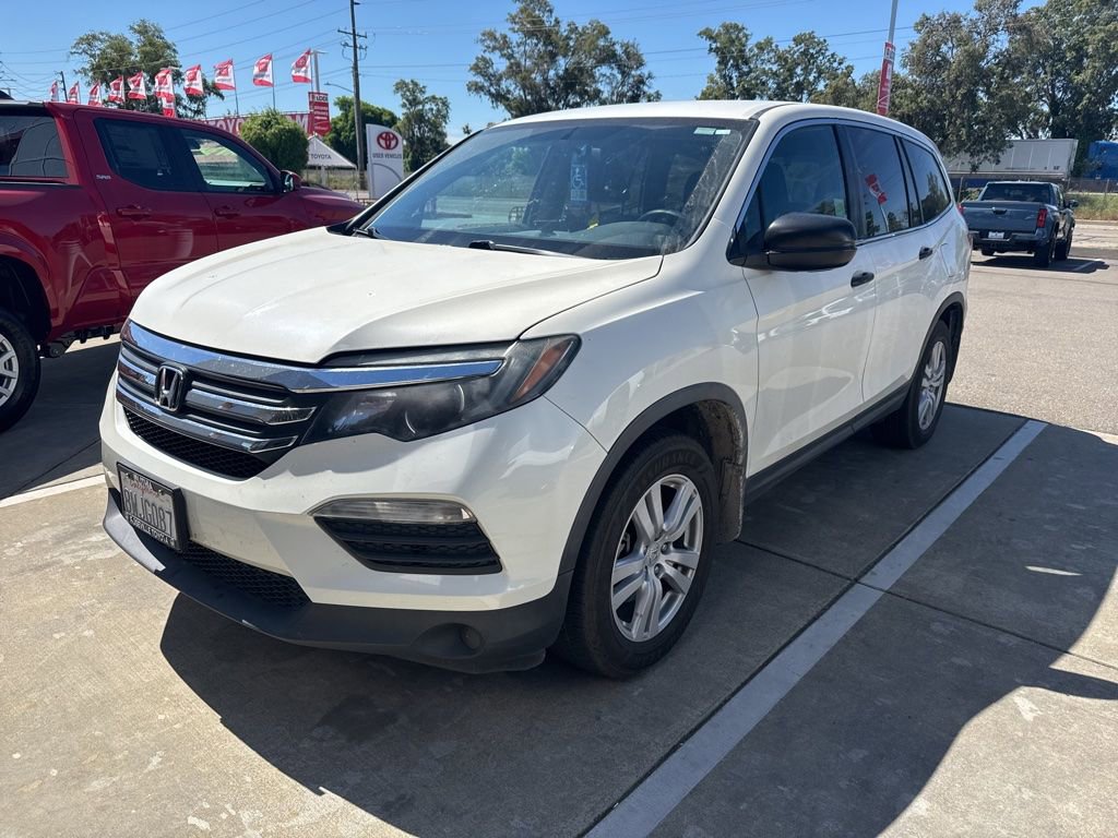 Used 2018 Honda Pilot LX image 1