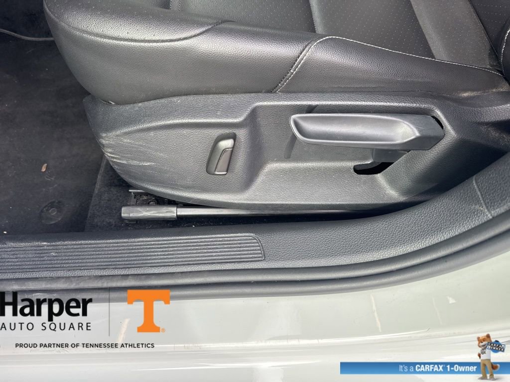 Used 2020 Volkswagen Golf 4-Door image 18