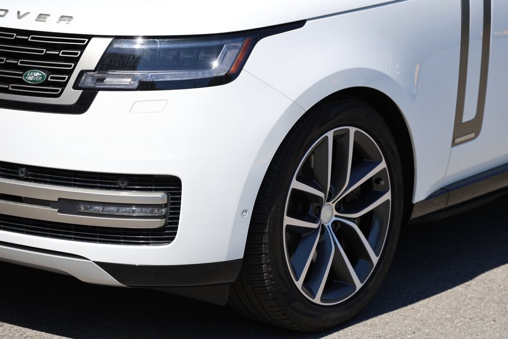 Used 2024 Land Rover Range Rover Autobiography AWD/4WD image 7