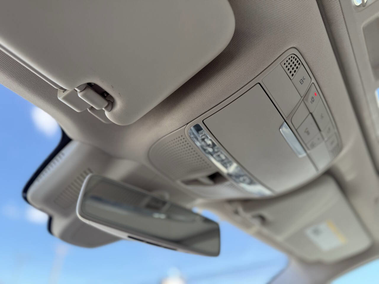 Used 2019 Mercedes-Benz E 450 4MATIC Wagon w/ Premium Package image 36