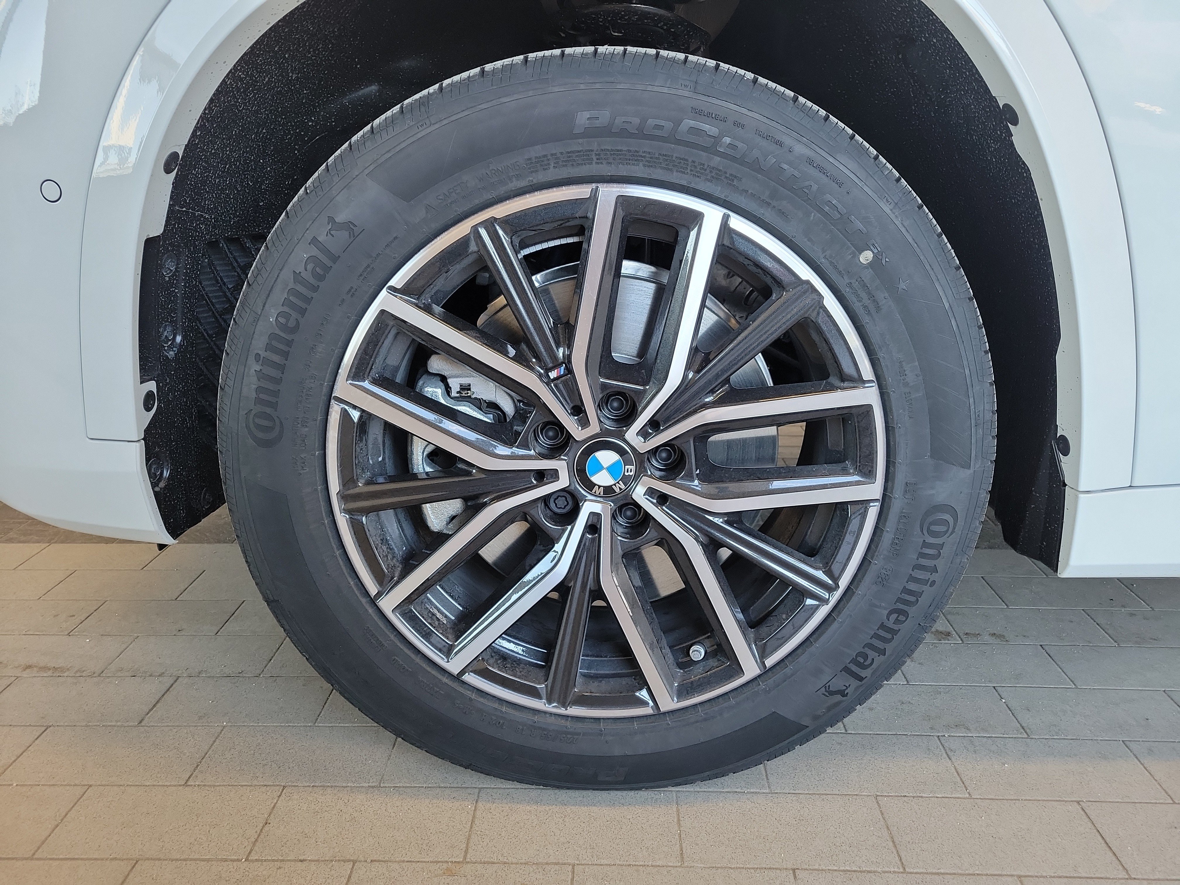 Used 2026 BMW X1 xDrive28i w/ Technology Package AWD/4WD image 12