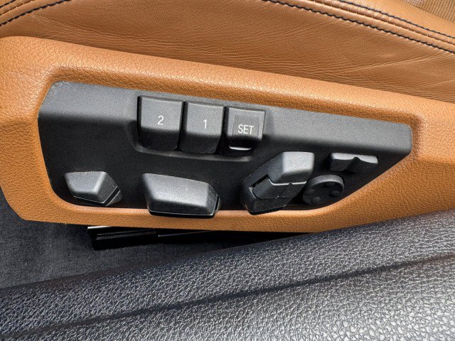 Used 2017 BMW 640i Convertible RWD image 35