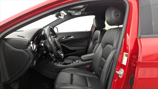 Used 2018 Mercedes-Benz GLA 250 4MATIC image 14