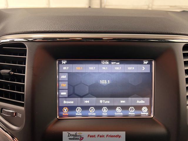 Used 2021 Jeep Grand Cherokee Laredo RWD image 46