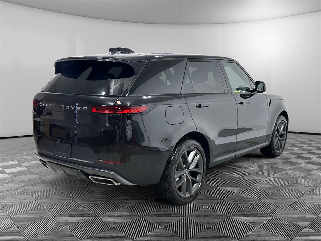 New 2025 Land Rover Range Rover Sport SE image 5