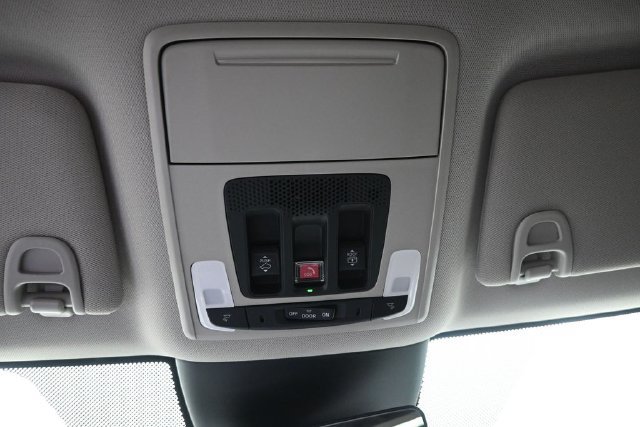New 2026 Honda Pilot Touring image 6