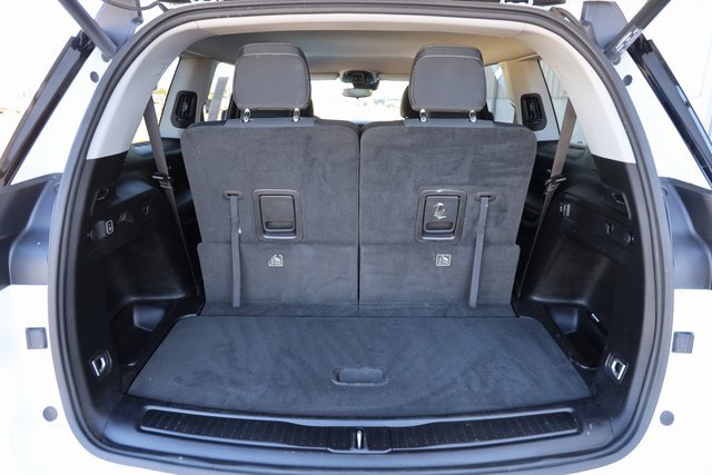 Used 2024 Jeep Grand Cherokee L Laredo w/ Luxury Tech Group I image 14