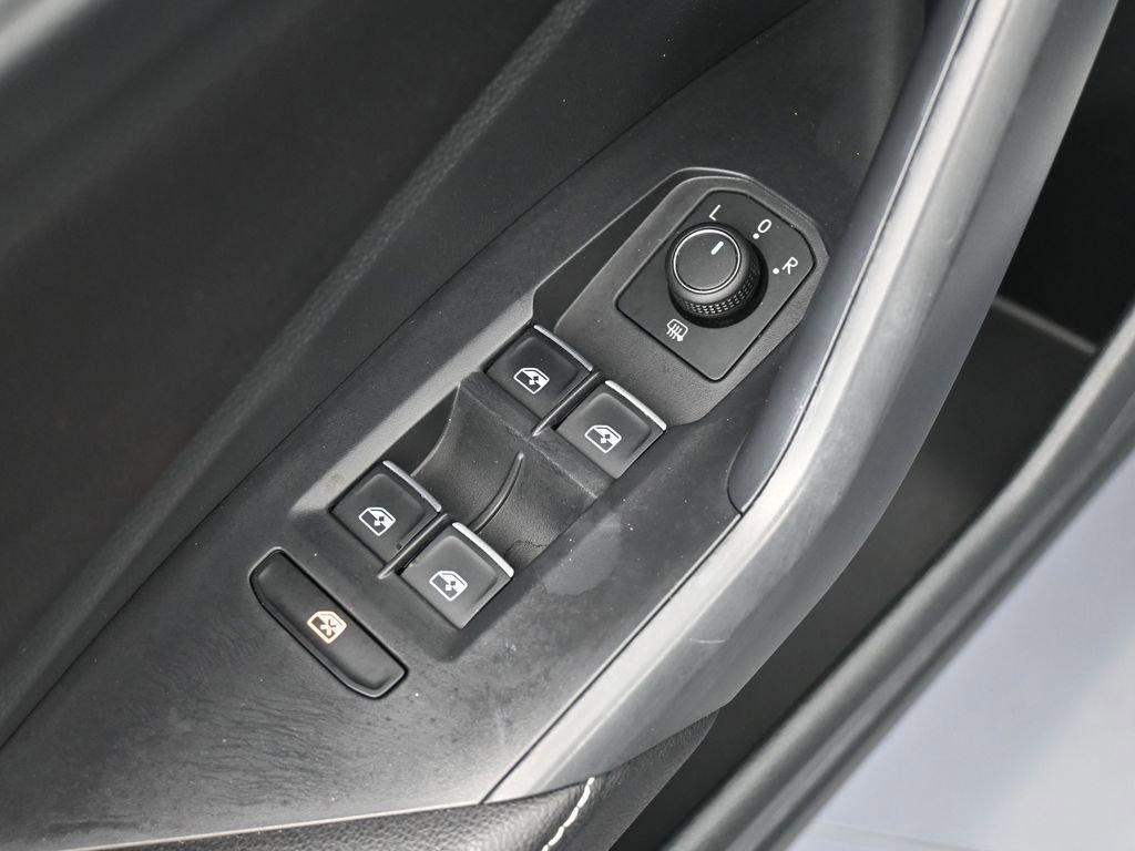 Used 2023 Volkswagen Jetta S image 16