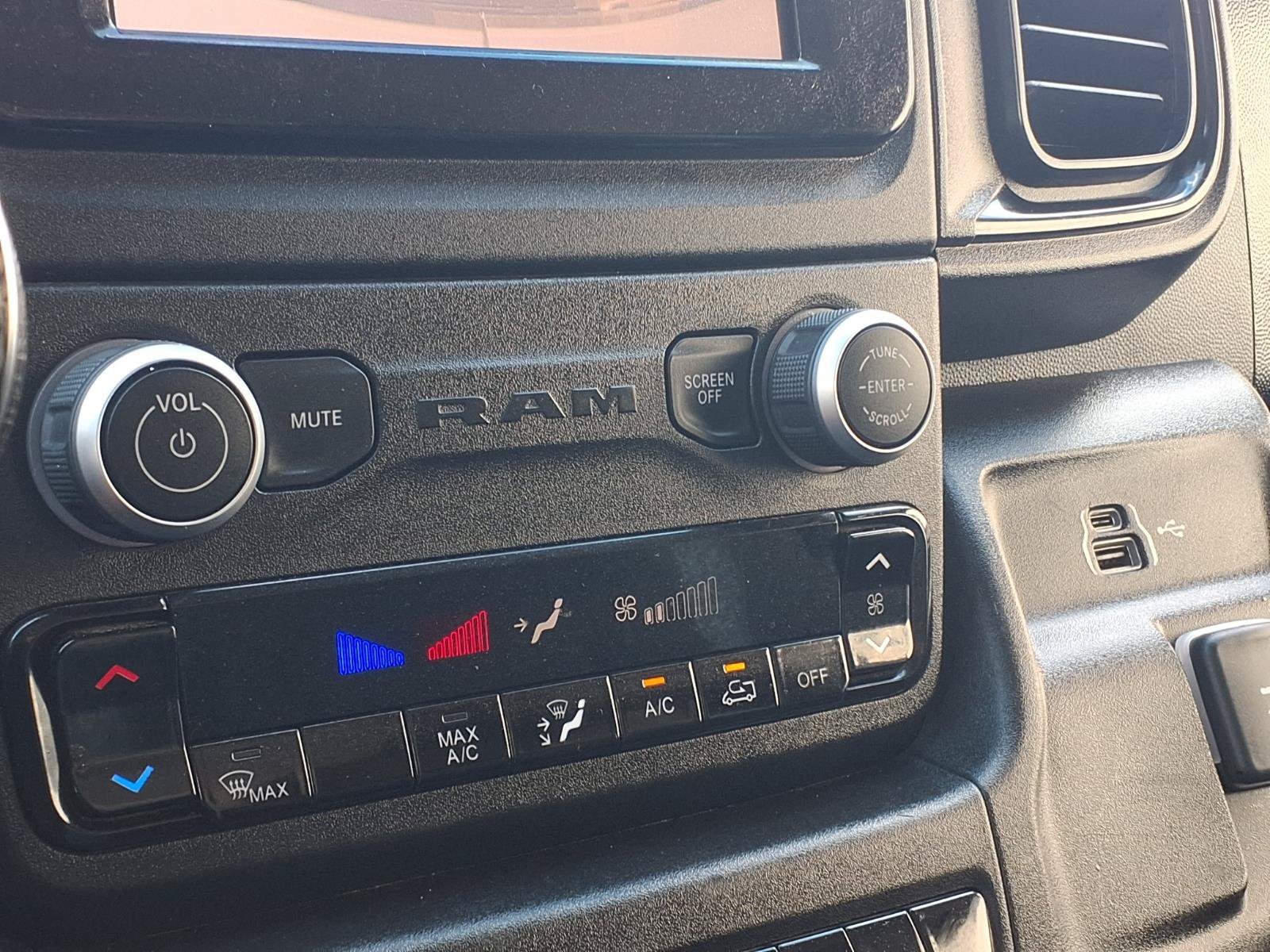 Used 2023 RAM ProMaster 2500 FWD image 26