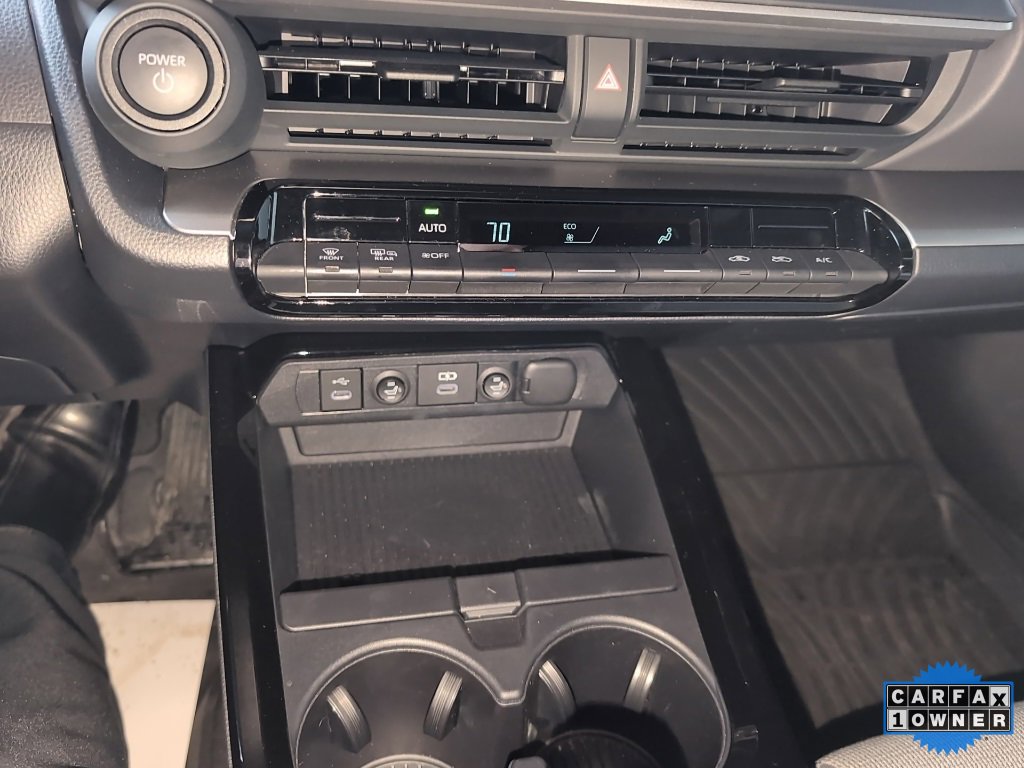 Used 2025 Toyota Prius LE image 21