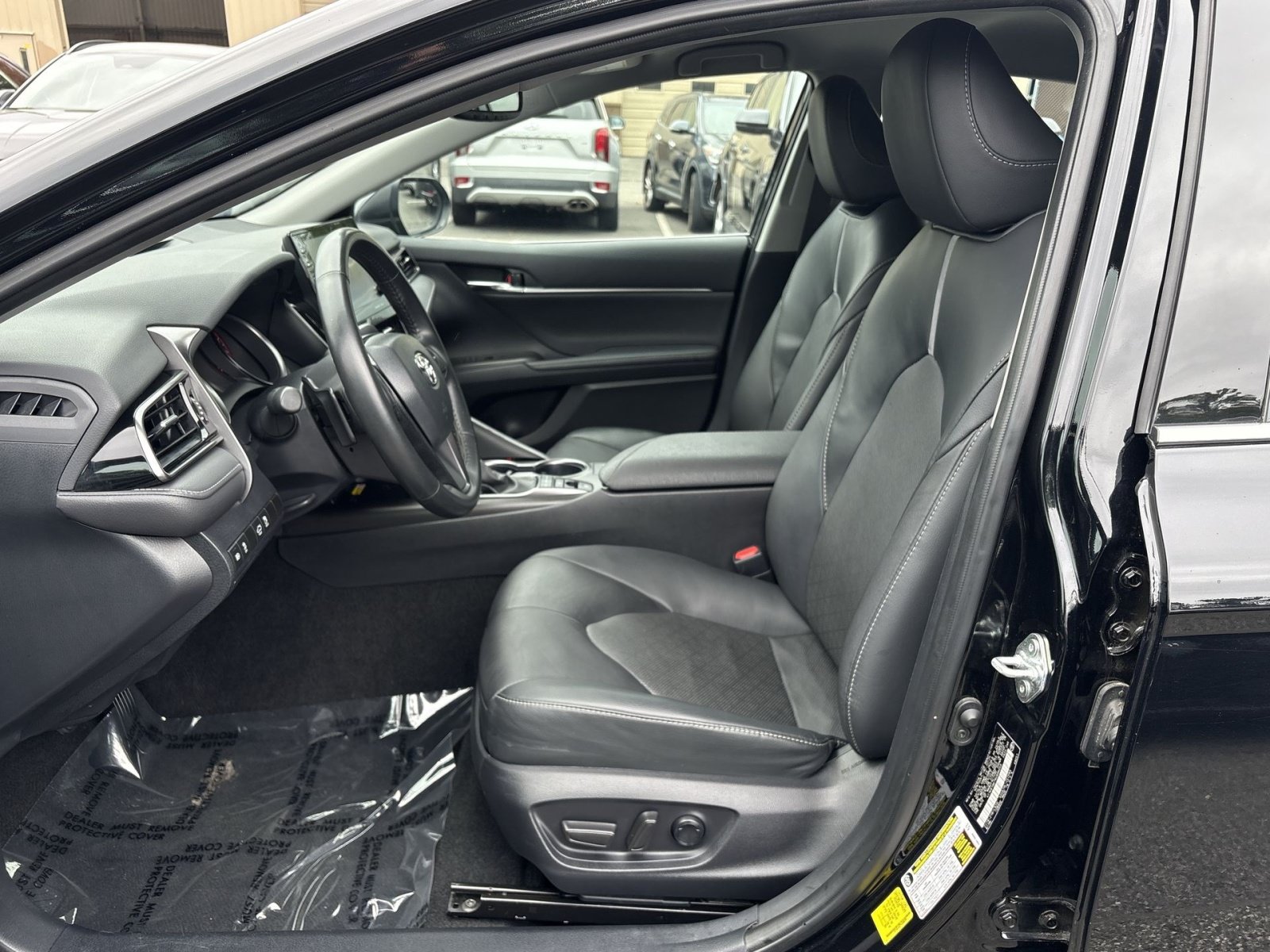 Used 2024 Toyota Camry XSE FWD image 13