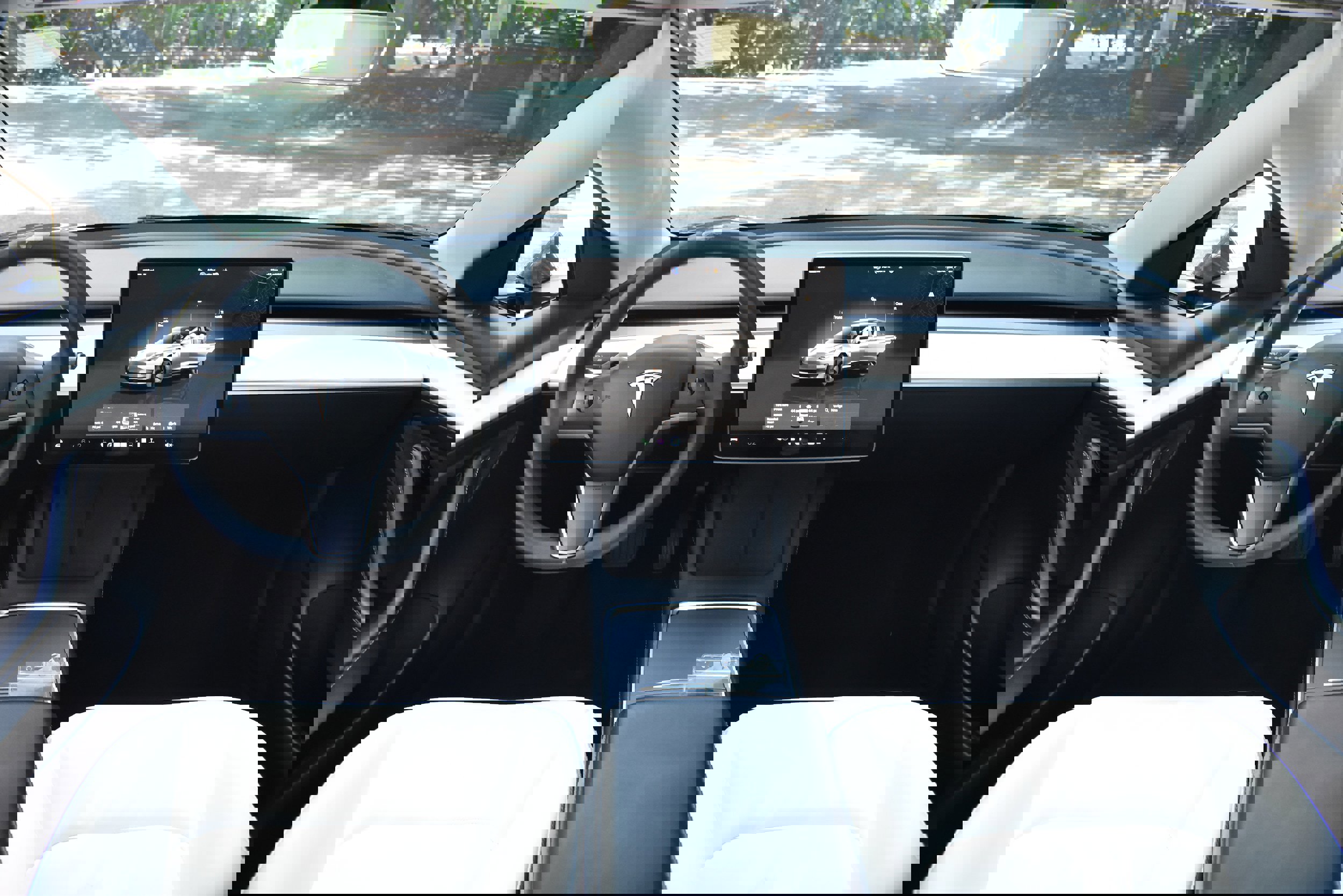 Used 2022 Tesla Model 3 Standard Range image 29