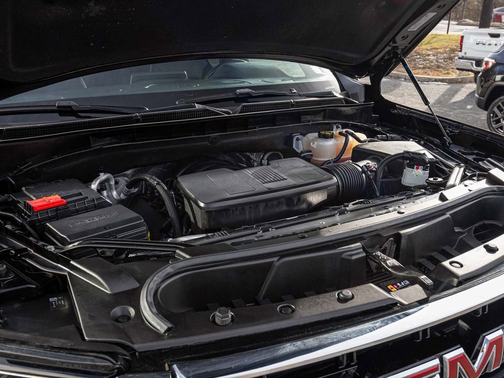 Used 2023 GMC Yukon SLT image 34